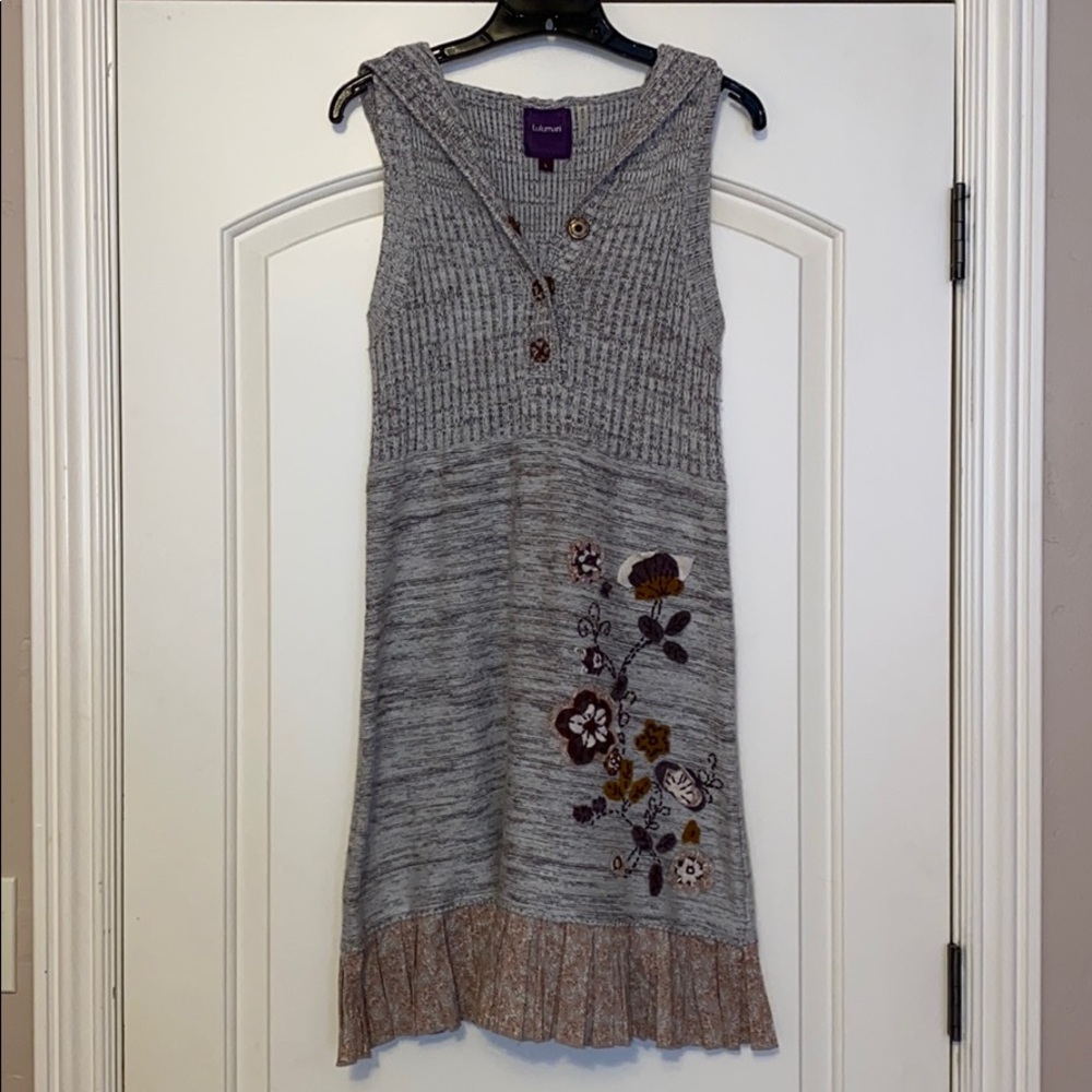 Lulumari Knee Length Dress Great Condition